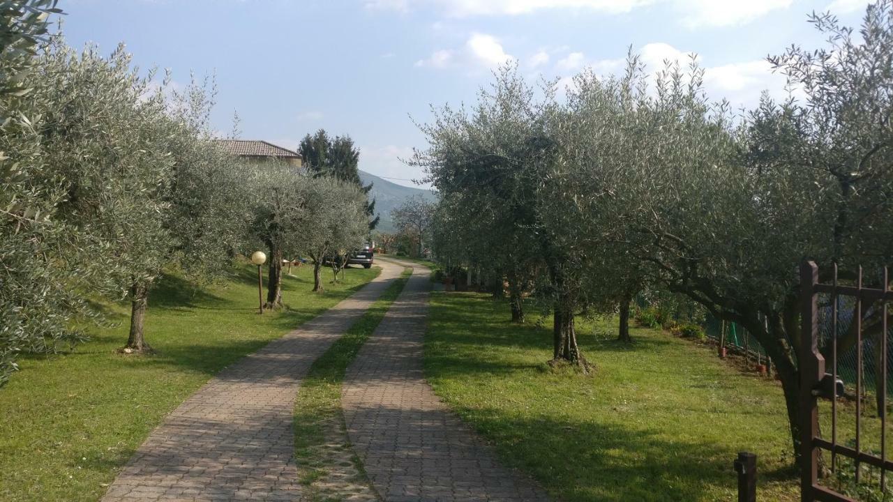 Ferienwohnung Ca' Mirta Caprino Veronese Exterior foto